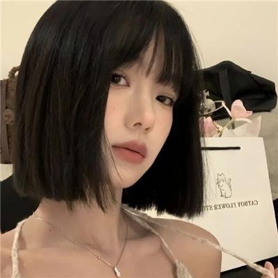 待字闺中封面
