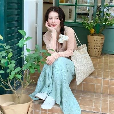 沙漠中的黄金封面
